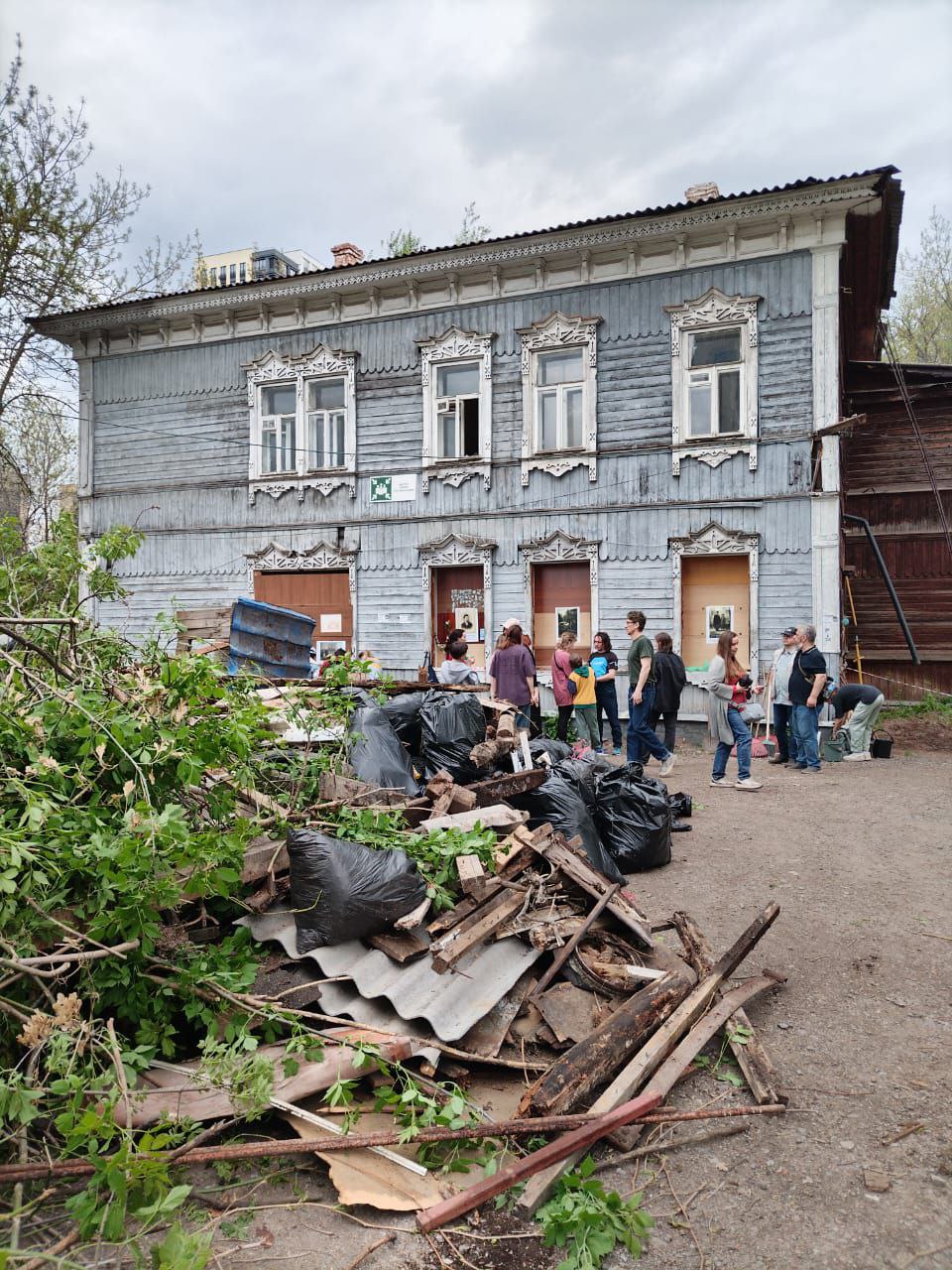 Состояние усадьбы до субботника